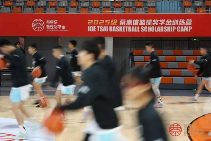 大学生篮球爱好者如何借鉴偶像的成长路径_0